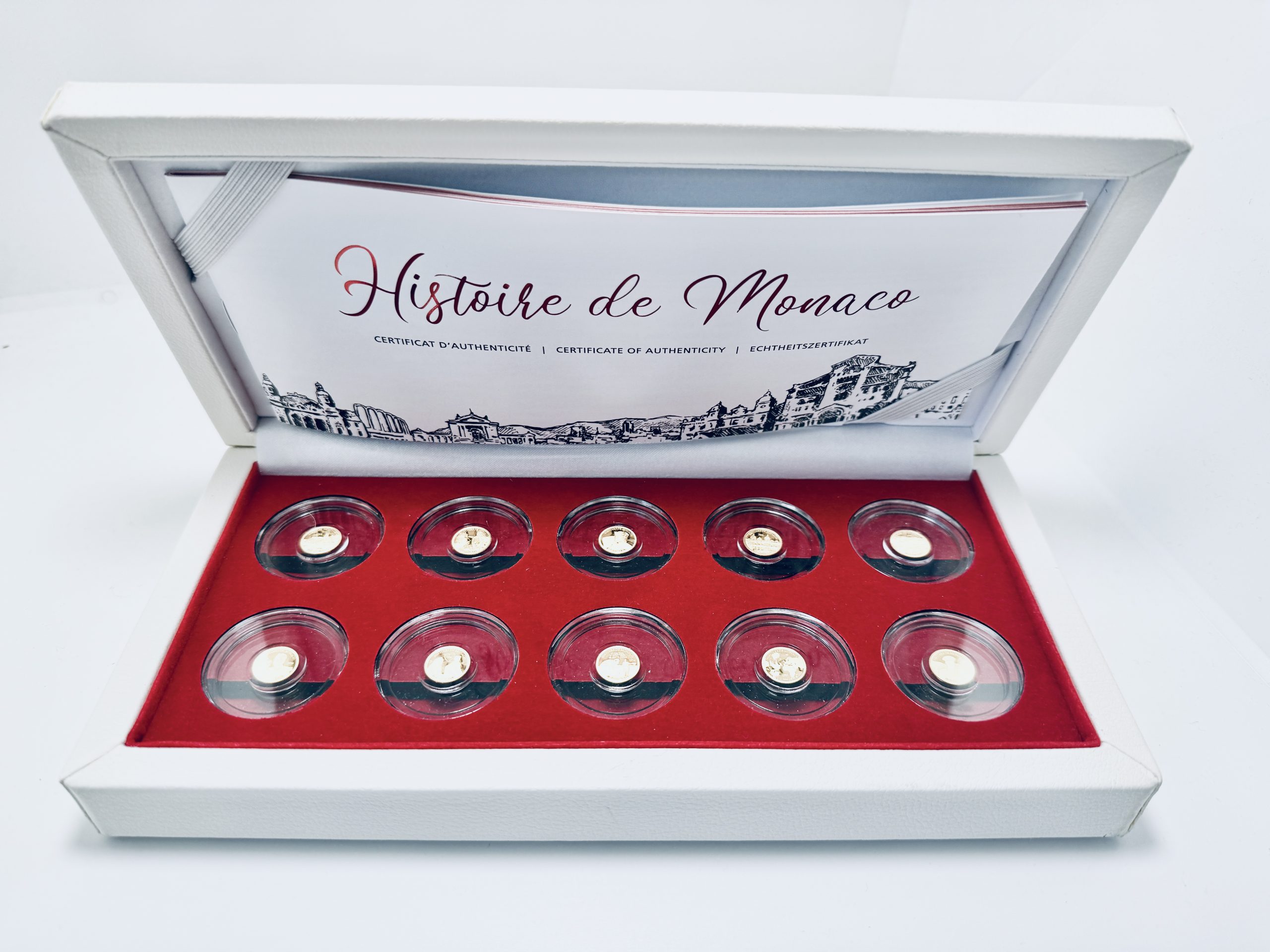 IMG_8016 2 Коллекционный золотой набор "Королевский набор Монако" 5 г 2020 год — изображение 1