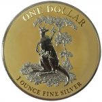 Коллекционная серебряная монета "Кенгуру - GILDED" 31,1 г 2015 год