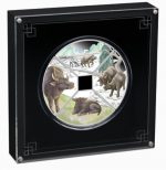 Коллекционная серебряная монета "Год Быка" 124,4 г 2021 год — изображение 2