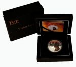 Коллекционная серебряная монета «Виктор Цой» 31,1 г 2010 год — изображение 2