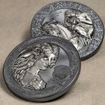 Коллекционная серебряная монета "Вечные скульптуры - Леди Годива" 93,3 г 2024 год — изображение 2